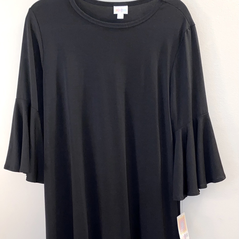 New with Tags Lularoe Maurine Dress in Black